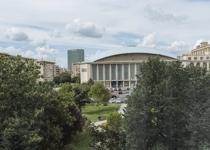 Luxury Centre Апартаменти *